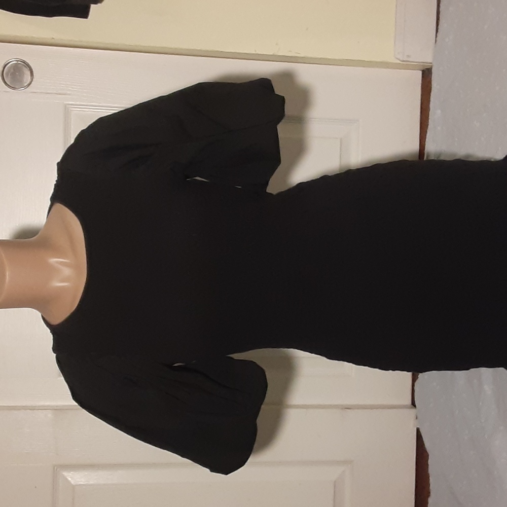 H&M BLACK BODYCON mini WITH PUFF SLEEVES , size MEDIUM
